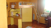 Продам детскую кровать второй ярус,  с нишей и рабочим столом.Chilek 