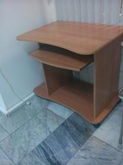 Продам стол компьютерный,  срочно